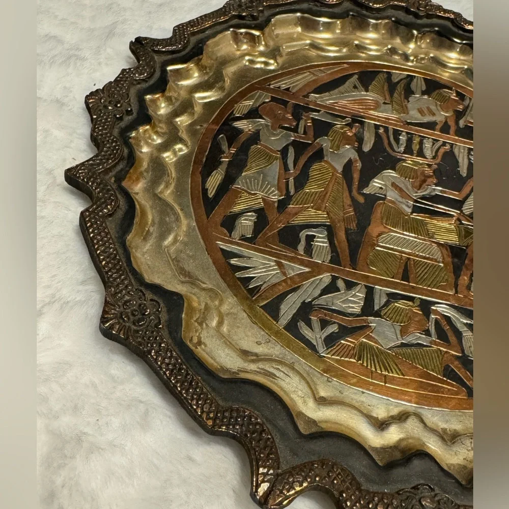 Decorative Vintage MCM Metal Brass Copper Wall Plate Egyptian Pharaoh Motif Rare